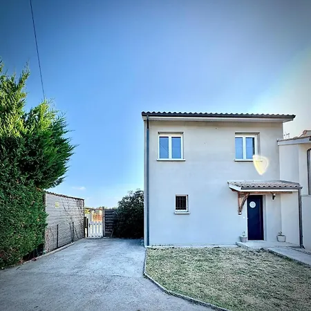 Maison Entiere Jacuzzi Reception Ouverte 7 7j Et 24 24h 펜션 *