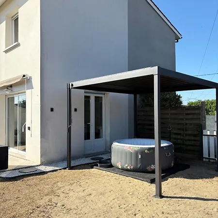 Maison Entiere Jacuzzi Reception Ouverte 7 7j Et 24 24h * Ambares-et-Lagrave