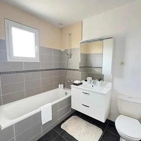 Maison Entiere Jacuzzi Reception Ouverte 7 7j Et 24 24h 펜션 *