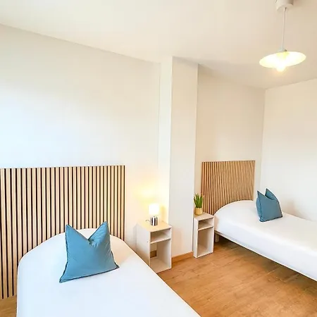Maison Entiere Jacuzzi Reception Ouverte 7 7j Et 24 24h Ferienhaus
