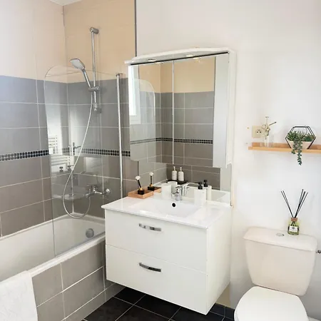 Maison Entiere Jacuzzi Reception Ouverte 7 7j Et 24 24h *