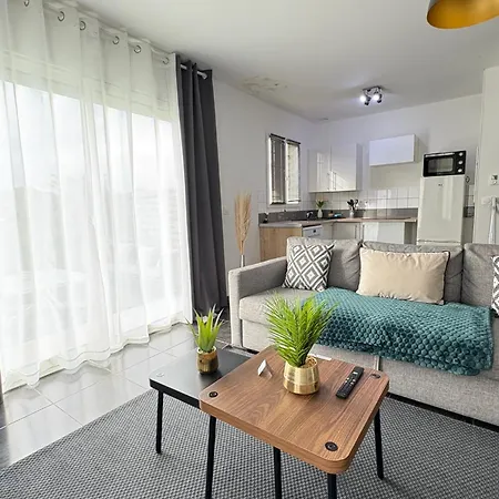 Maison Entiere Jacuzzi Reception Ouverte 7 7j Et 24 24h *