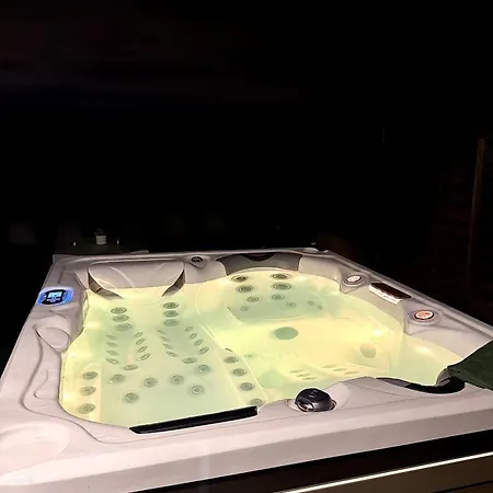 Maison Entiere Jacuzzi Reception Ouverte 7 7j Et 24 24h Semesterbostad *