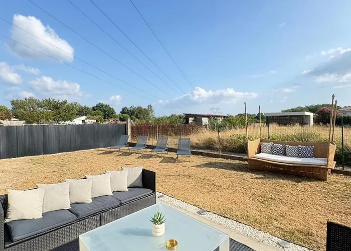 Maison Entiere Jacuzzi Reception Ouverte 7 7j Et 24 24h Semesterbostad Ambares-et-Lagrave