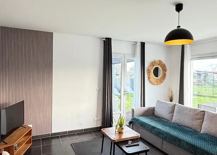 Semesterbostad Maison Entiere Jacuzzi Reception Ouverte 7 7j Et 24 24h