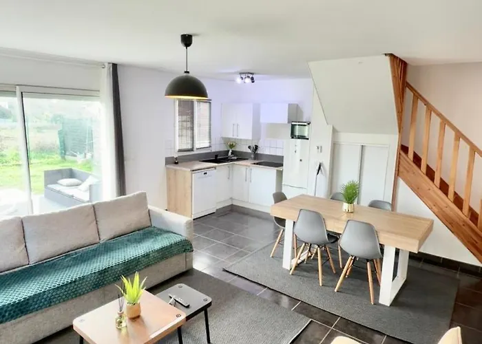 Semesterbostad Maison Entiere Jacuzzi Reception Ouverte 7 7j Et 24 24h Ambares-et-Lagrave